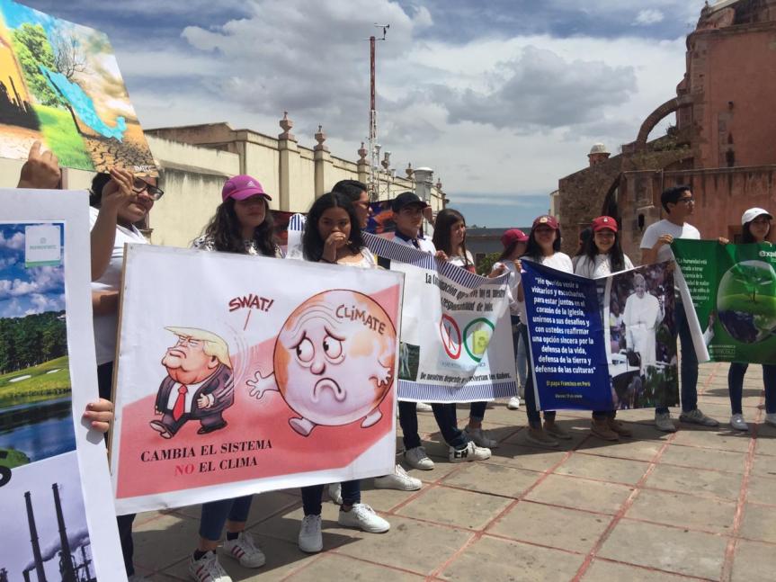 En todo el mundo, jóvenes protestan contra el cambio&nbsp;climático
